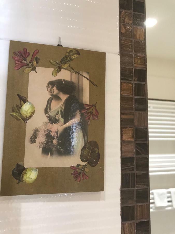 Aquila House Bed & Breakfast คาตาเนีย ภายนอก รูปภาพ