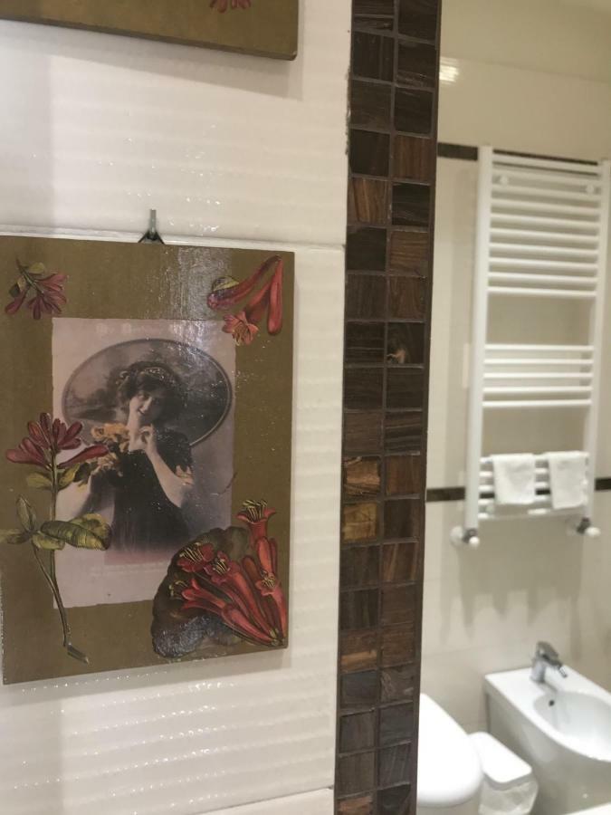 Aquila House Bed & Breakfast คาตาเนีย ภายนอก รูปภาพ